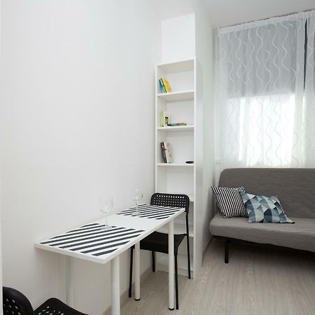 Rimini Youth Apartment Екстер'єр фото