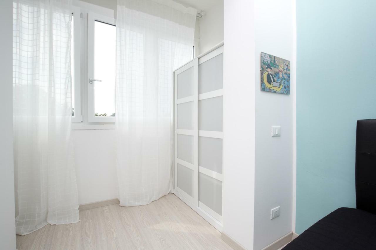 Rimini Youth Apartment Екстер'єр фото